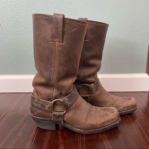 Frye Harness Boot, size 8